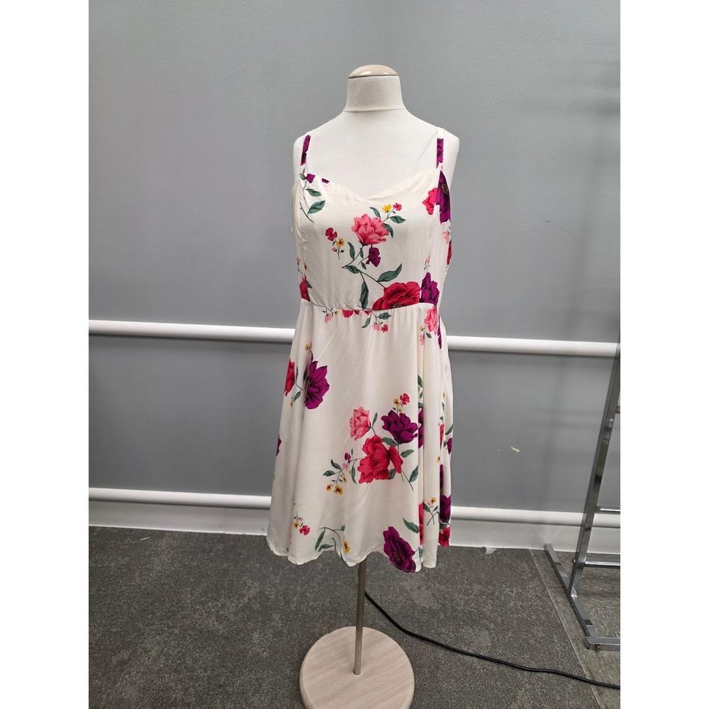 Old Navy Women XL Floral Cami Dress Cream Pink Purple Smocked Back Adjustable